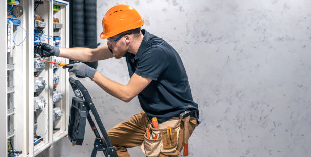 Best Licensed Electrician  in Medina, OH